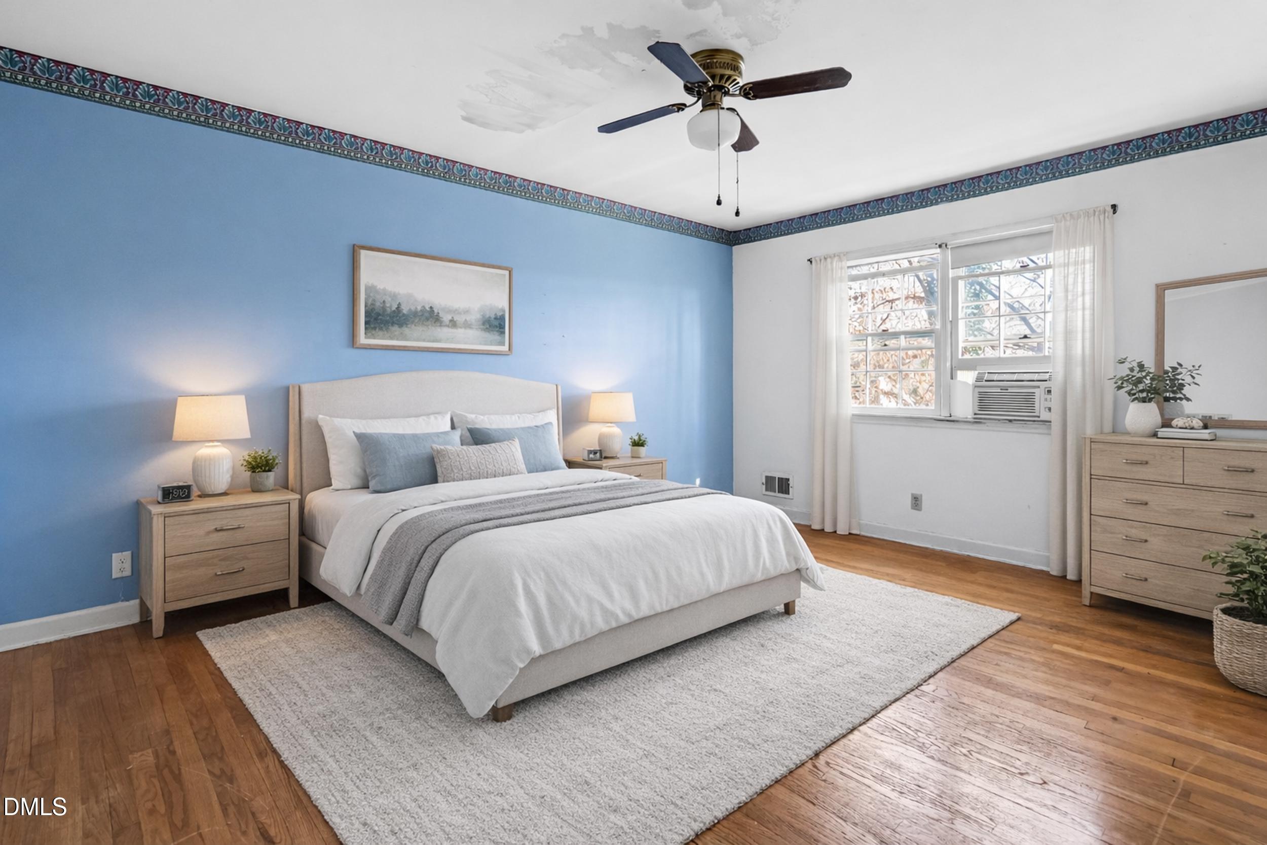 4208 Redington Drive Raleigh, NC 27609 - Photo 29 of 45 Living Staged