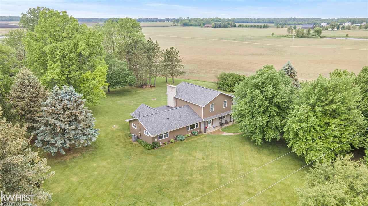 10300 Bancroft Road Bancroft, MI 48414 - Photo 34 of 51 50044175-33.JPG