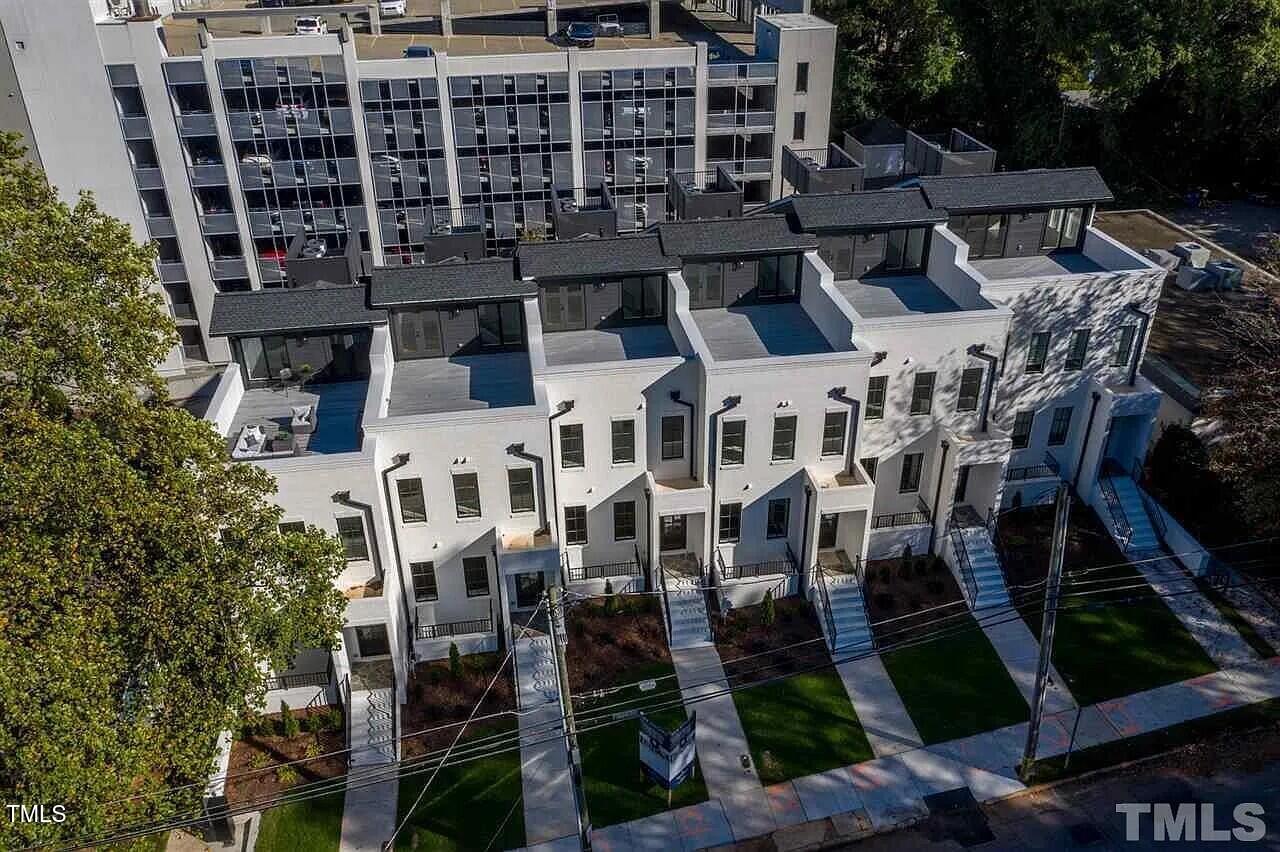 418 St Marys Street Raleigh, NC 27603 - Photo 4 of 40 Cameron Crest Arial pic