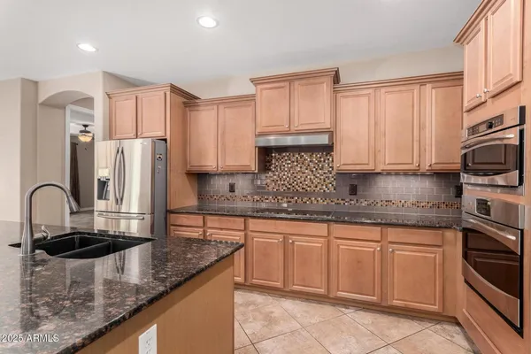 $3,300 | 2585 East Carob Drive, Gilbert, AZ 85298