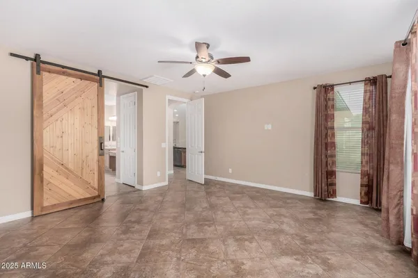 $3,300 | 2585 East Carob Drive, Gilbert, AZ 85298