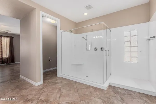 $3,300 | 2585 East Carob Drive, Gilbert, AZ 85298