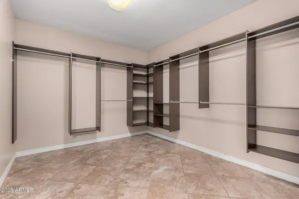 $3,300 | 2585 East Carob Drive, Gilbert, AZ 85298