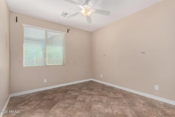 $3,300 | 2585 East Carob Drive, Gilbert, AZ 85298