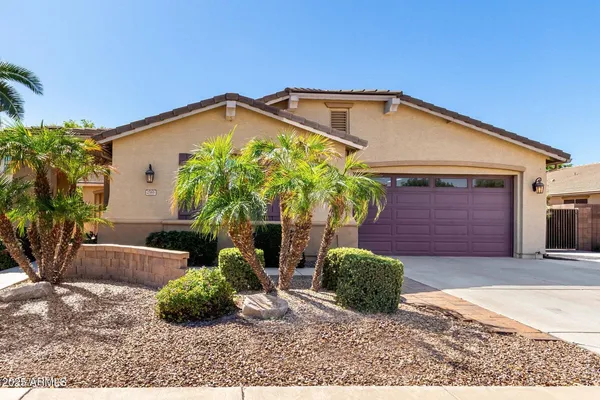 $3,300 | 2585 East Carob Drive, Gilbert, AZ 85298