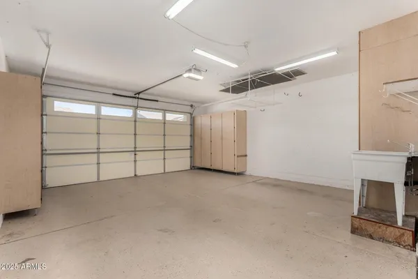 $3,300 | 2585 East Carob Drive, Gilbert, AZ 85298