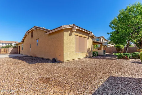 $3,300 | 2585 East Carob Drive, Gilbert, AZ 85298