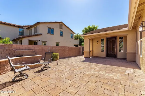 $3,300 | 2585 East Carob Drive, Gilbert, AZ 85298
