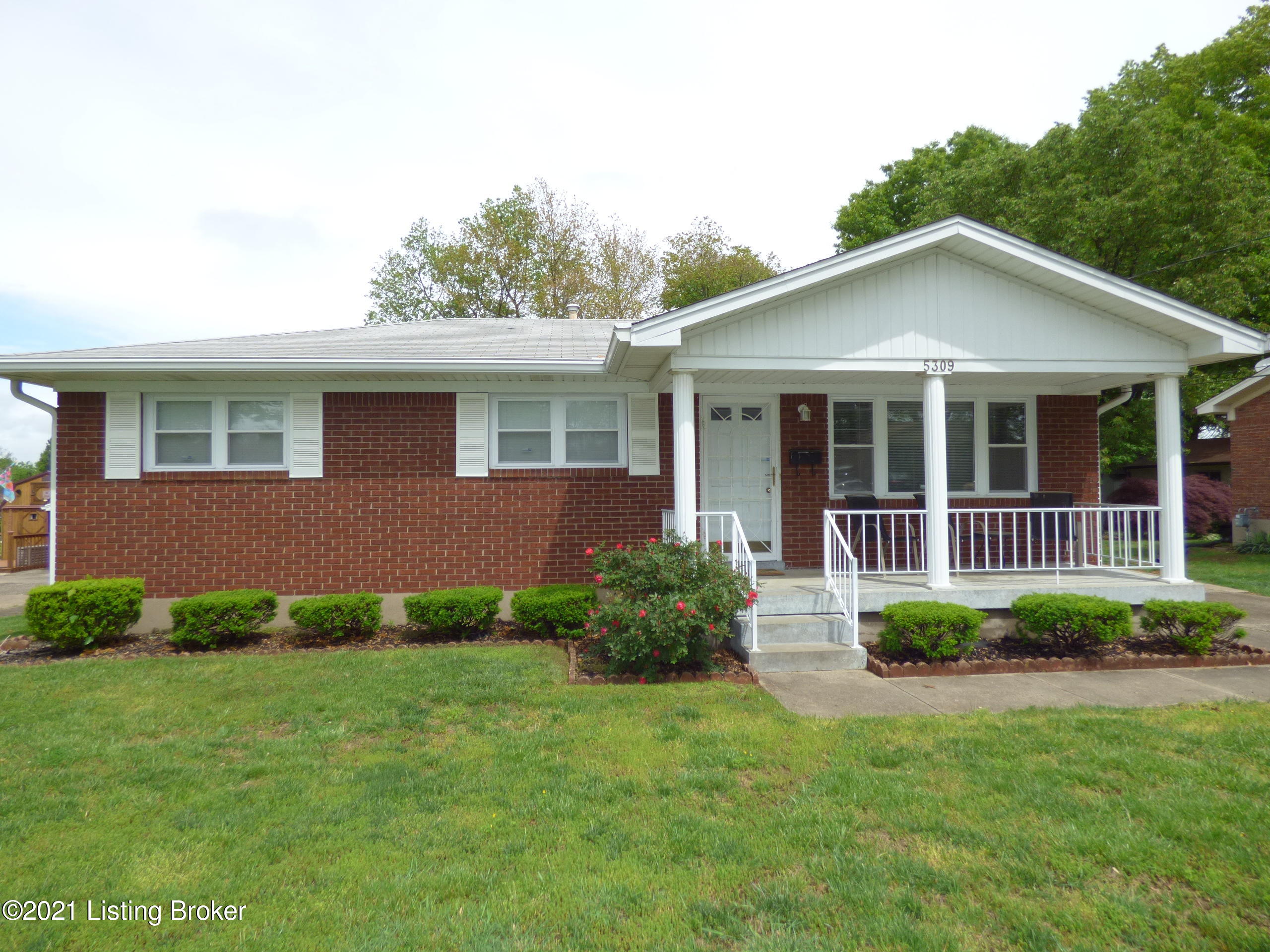 5309 Beth Road Louisville, KY 40219 - Photo 34 of 36 P1320094
