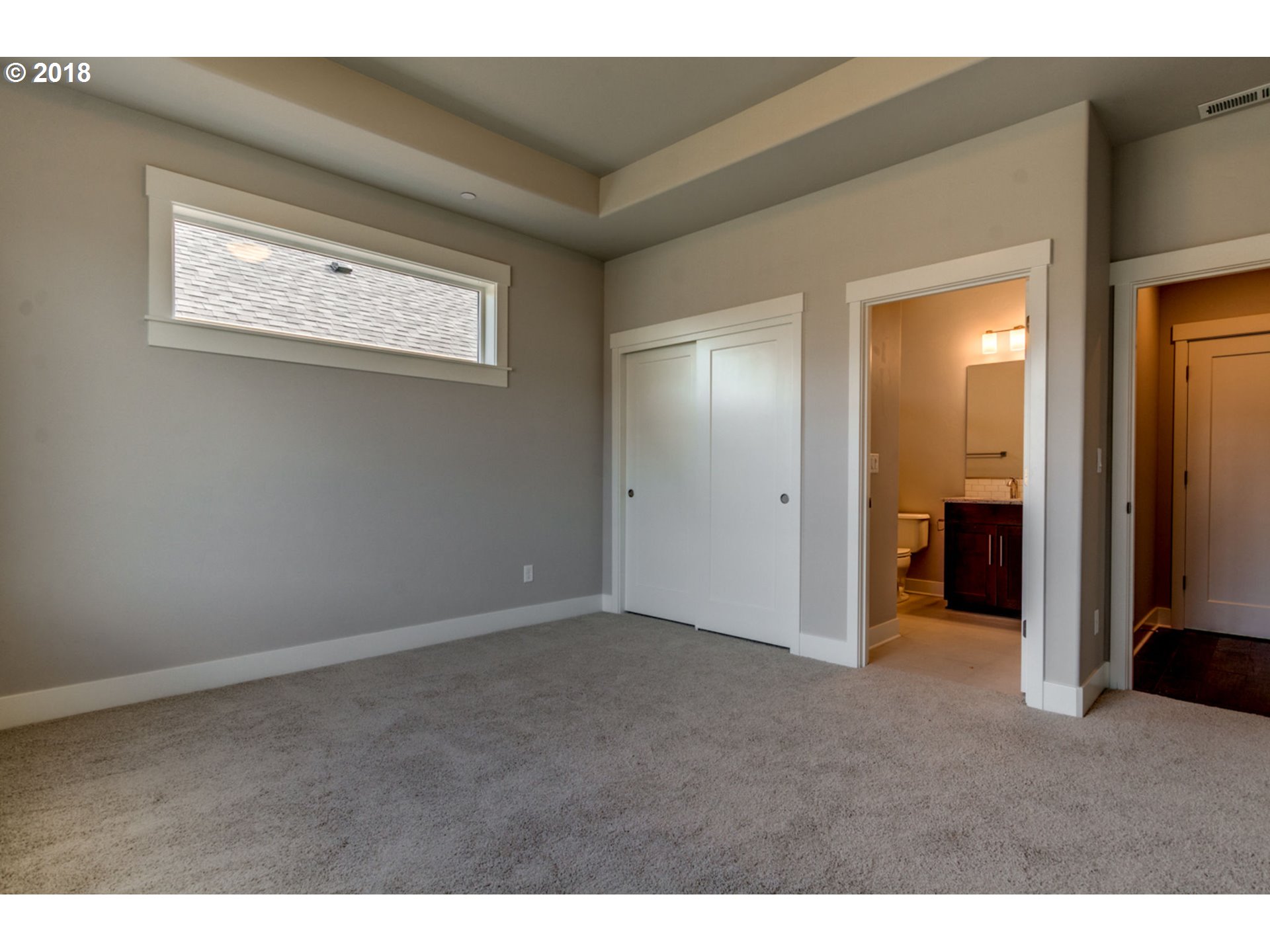 7525 Southwest Honor Loop Wilsonville, OR 97070 - Photo 3 of 28 Gallery Image 3