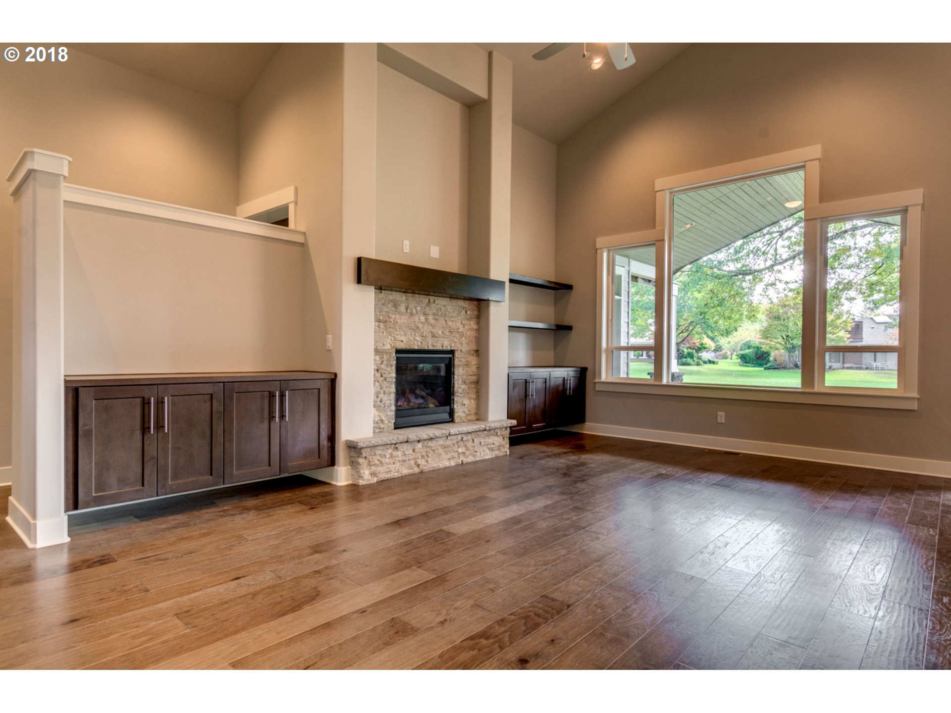 7525 Southwest Honor Loop Wilsonville, OR 97070 - Photo 7 of 28 Gallery Image 7