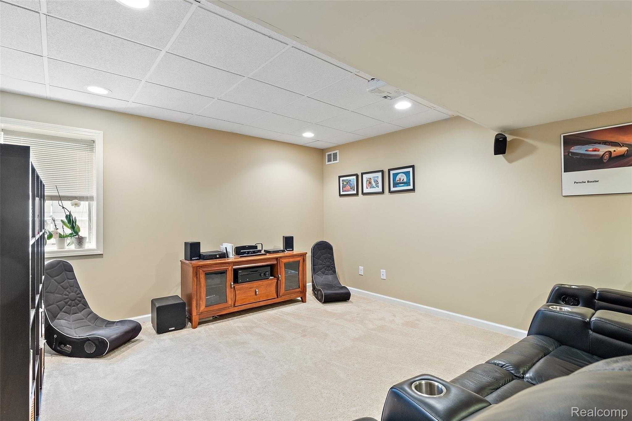 1600 Blushing Drive Rochester, MI 48307 - Photo 44 of 59 1600 Blushing Dr-54.jpg