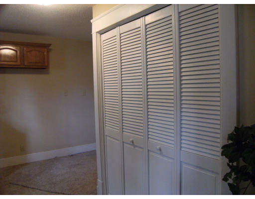 17 Dunhill Avenue Springfield, MA 01151 - Photo 13 of 23