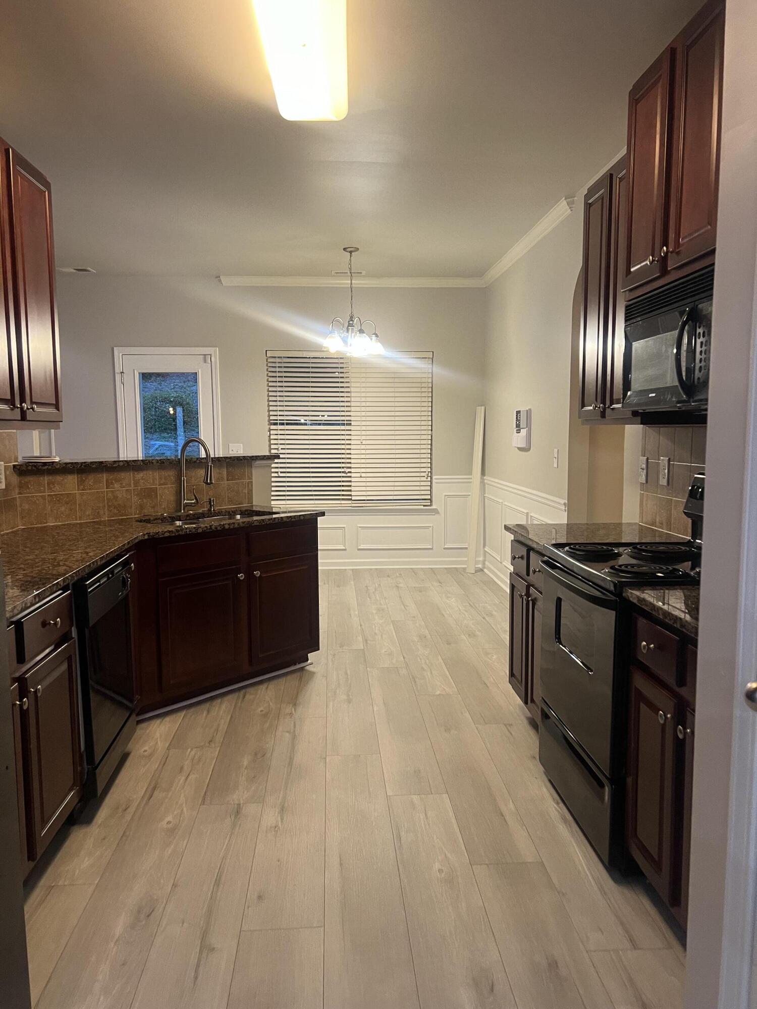 2308 Trinity Circle Augusta, GA 30909 - Photo 5 of 26 IMG_7679