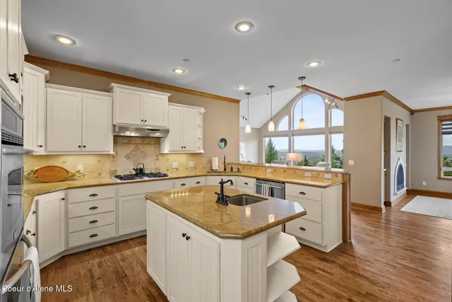 $1,395,000 | 3517 East Falcon Ridge Court, Coeur D'Alene, ID 83814