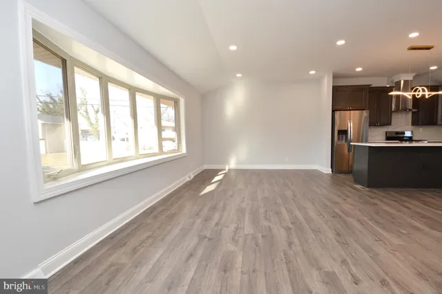 $3,900 | 315 Chelten Parkway, Cherry Hill, NJ 08034