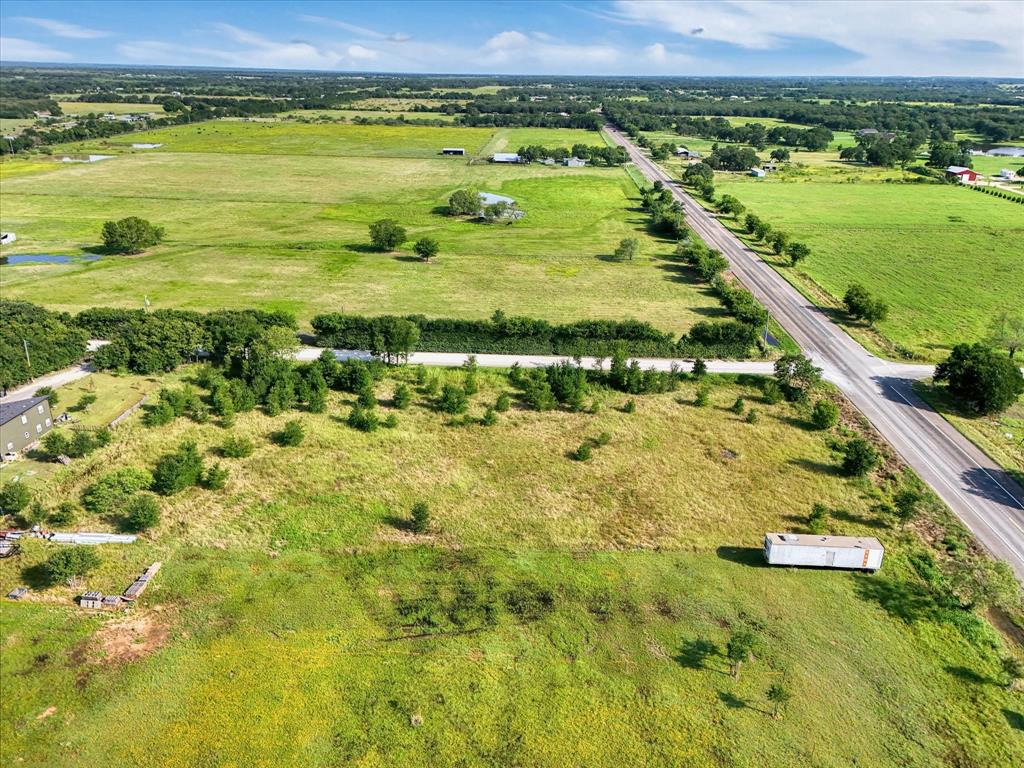 15769 Gholson Road Waco, TX 76705 - Photo 7 of 14