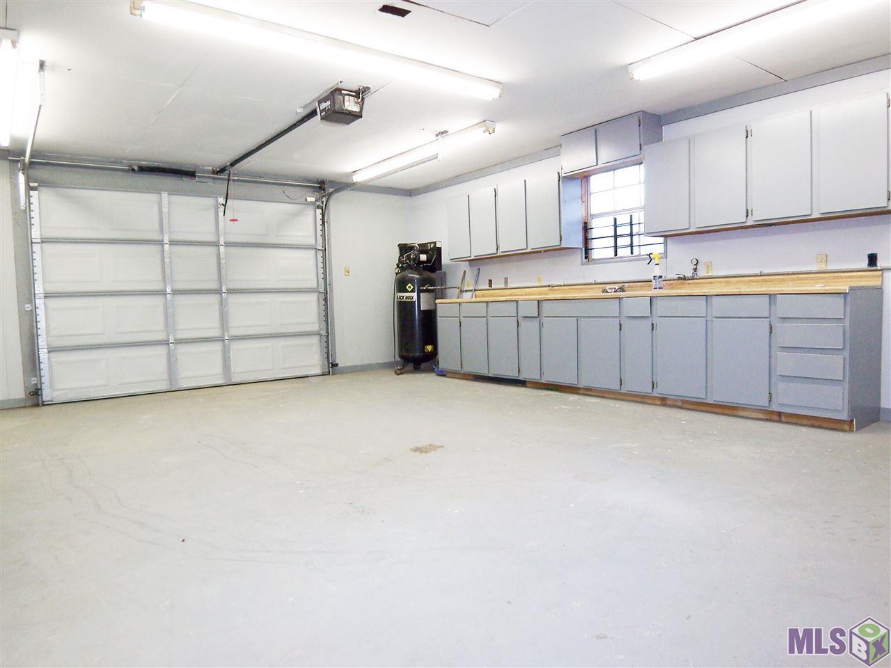 7621 O'Neal Road Baton Rouge, LA 70817 - Photo 4 of 12 Gallery Image 4