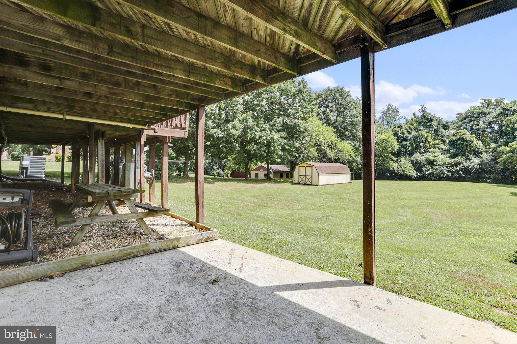 16143 Spade Road Hagerstown, MD 21740 - Photo 27 of 35