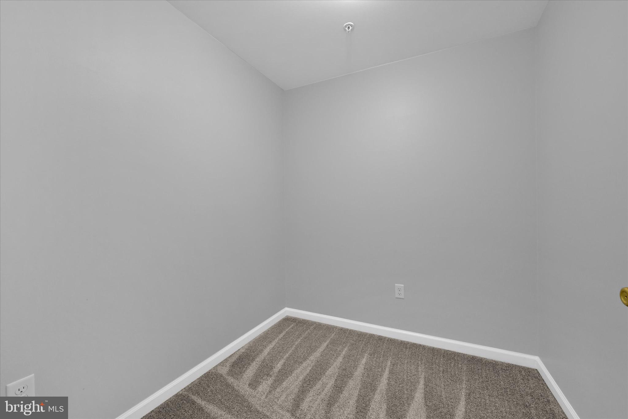 4080 St Paul Road Hampstead, MD 21074 - Photo 10 of 40