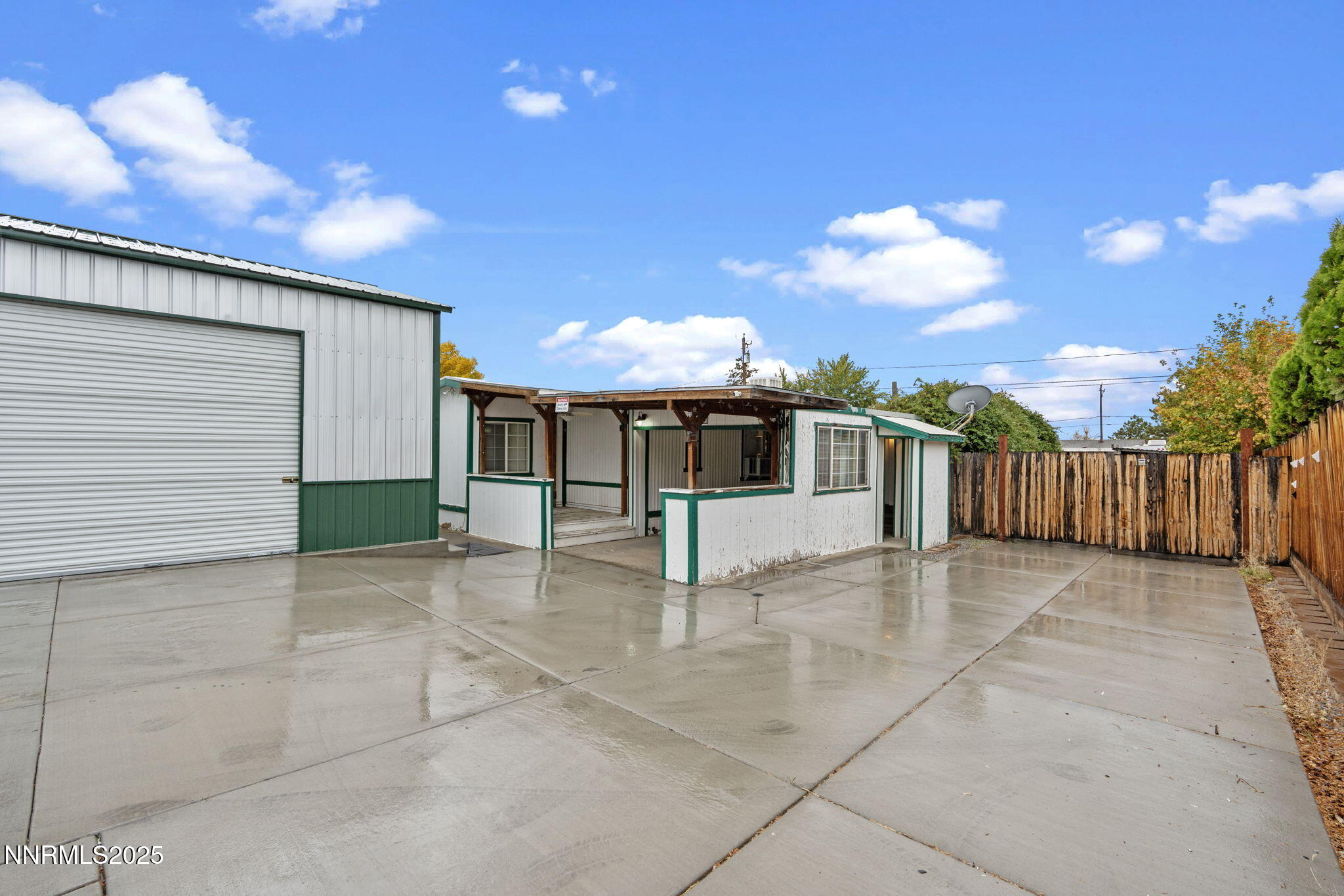 180 Staci Way Sun Valley, NV 89433 - Photo 4 of 71 4-web-or-mls-DSC01853