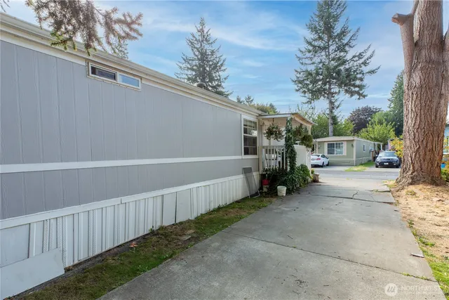 $100,000 | 3105 M Street Southeast, Unit 34, Auburn, WA 98002