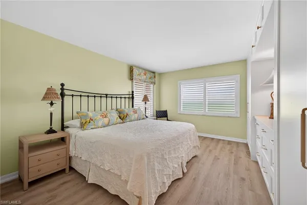 $14,000 | 3443 Gulf Shore Boulevard North, Unit 809, Naples, FL 34103