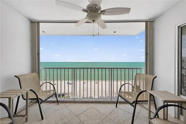 $14,000 | 3443 Gulf Shore Boulevard North, Unit 809, Naples, FL 34103