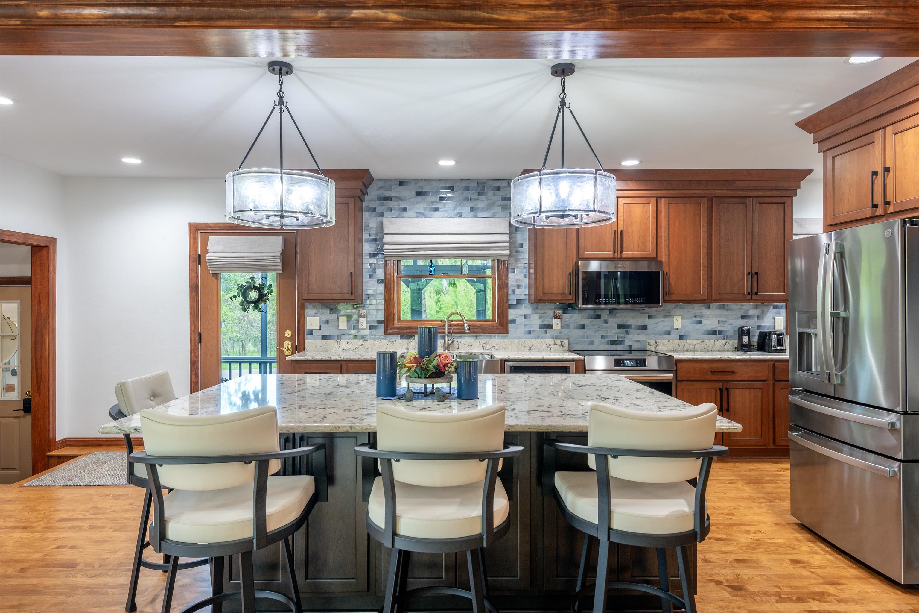 5086 Valley Heights Road Oshkosh, WI 54904 - Photo 4 of 86