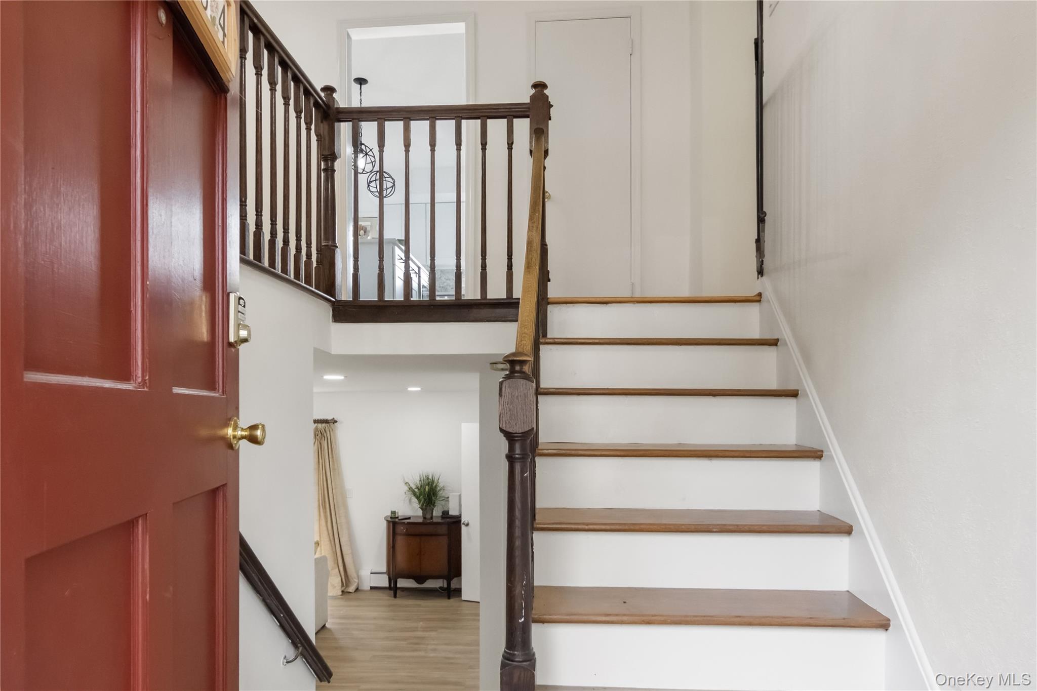 284 Ridge Road New City, NY 10956 - Photo 3 of 36