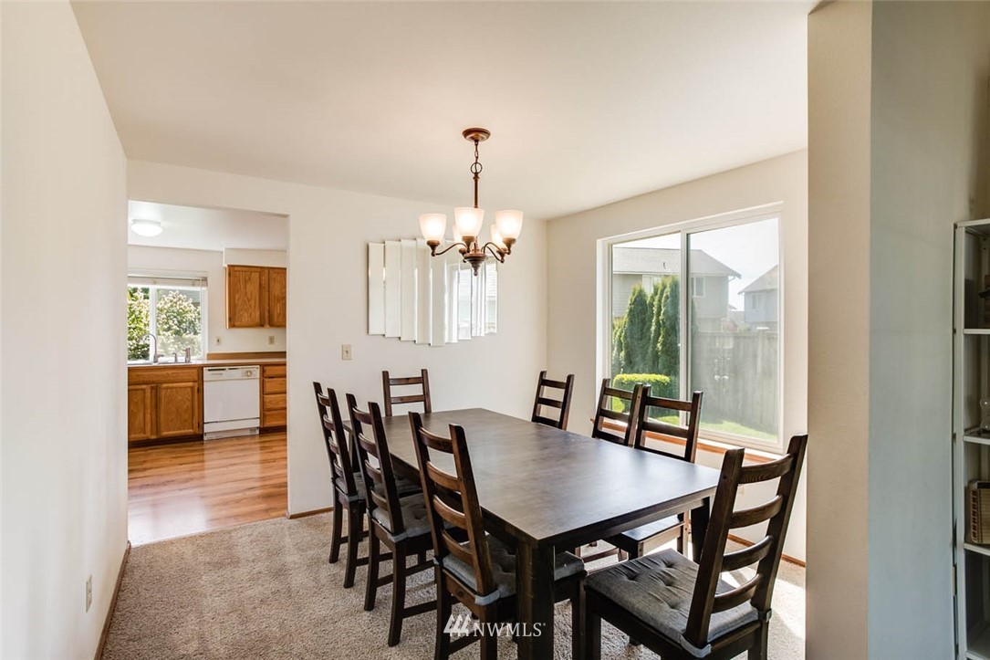 10415 Southeast 187th Place Renton, WA 98055 - Photo 6 of 24