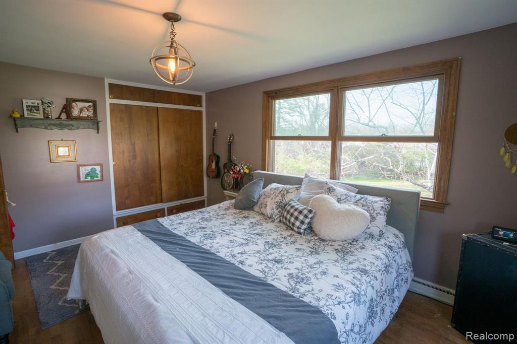 9176 Carpenter Road Flushing, MI 48433 - Photo 16 of 35
