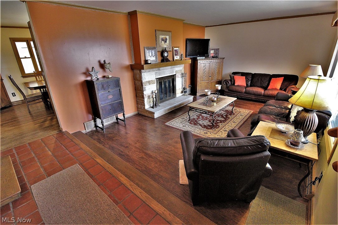 7678 Seasons Road Kent, OH 44240 - Photo 17 of 35 Gallery Image 17