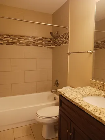 $2,150 | 734 Colorado Court, Unit 734, Carol Stream, IL 60188