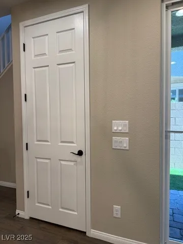 $2,000 | 534 Celebratory Place, Henderson, NV 89011