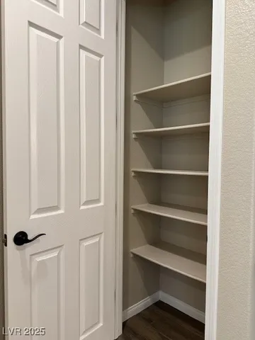 $2,000 | 534 Celebratory Place, Henderson, NV 89011