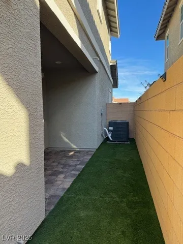 $2,000 | 534 Celebratory Place, Henderson, NV 89011