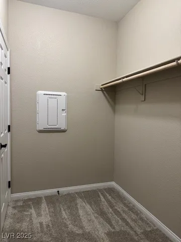 $2,000 | 534 Celebratory Place, Henderson, NV 89011