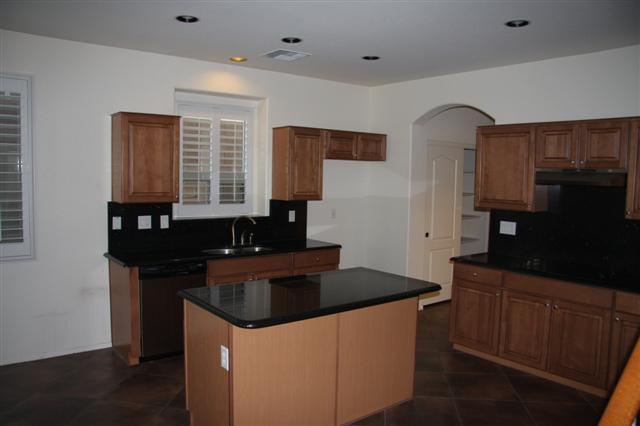 2238 West Peak View Road Phoenix, AZ 85085 - Photo 7 of 20 KITCHEN