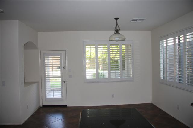 2238 West Peak View Road Phoenix, AZ 85085 - Photo 9 of 20 EAT IN KITCHEN