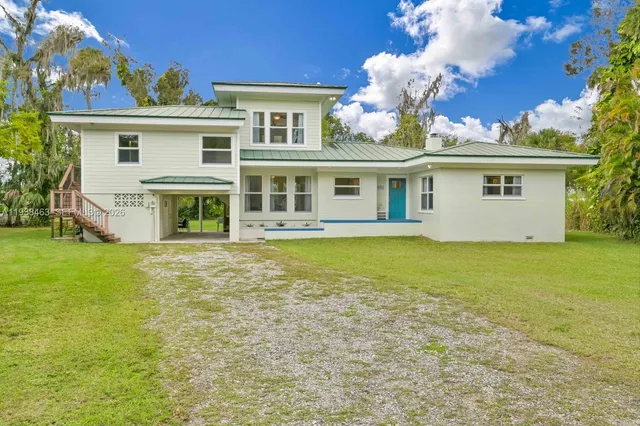 $1,085,000 | 671 Live Oak Lane, LaBelle, FL 33935