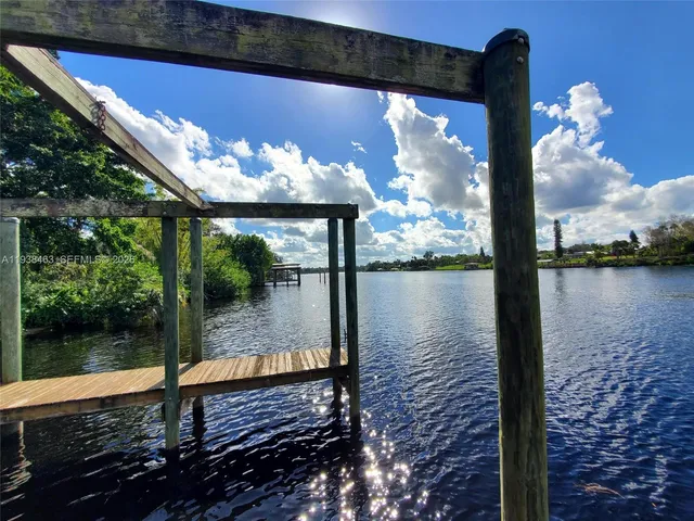 $1,085,000 | 671 Live Oak Lane, LaBelle, FL 33935