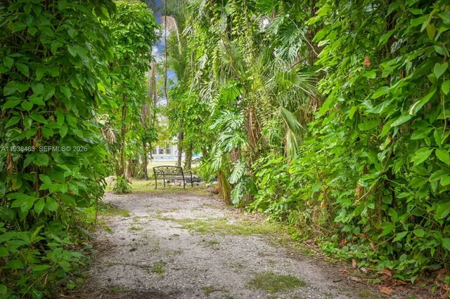 $1,085,000 | 671 Live Oak Lane, LaBelle, FL 33935