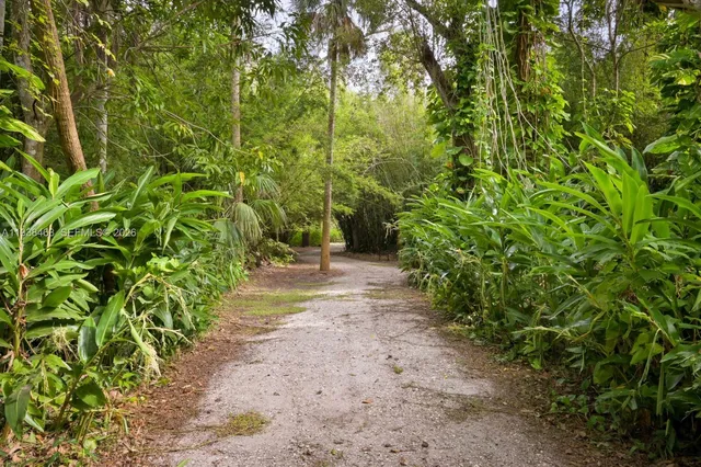 $1,085,000 | 671 Live Oak Lane, LaBelle, FL 33935