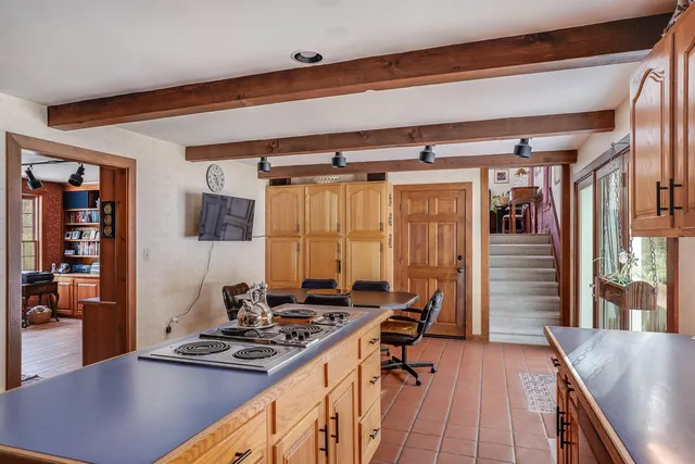 $649,900 | 47 Birch Hill Road, Temple, NH 03084