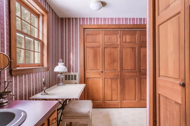 $649,900 | 47 Birch Hill Road, Temple, NH 03084