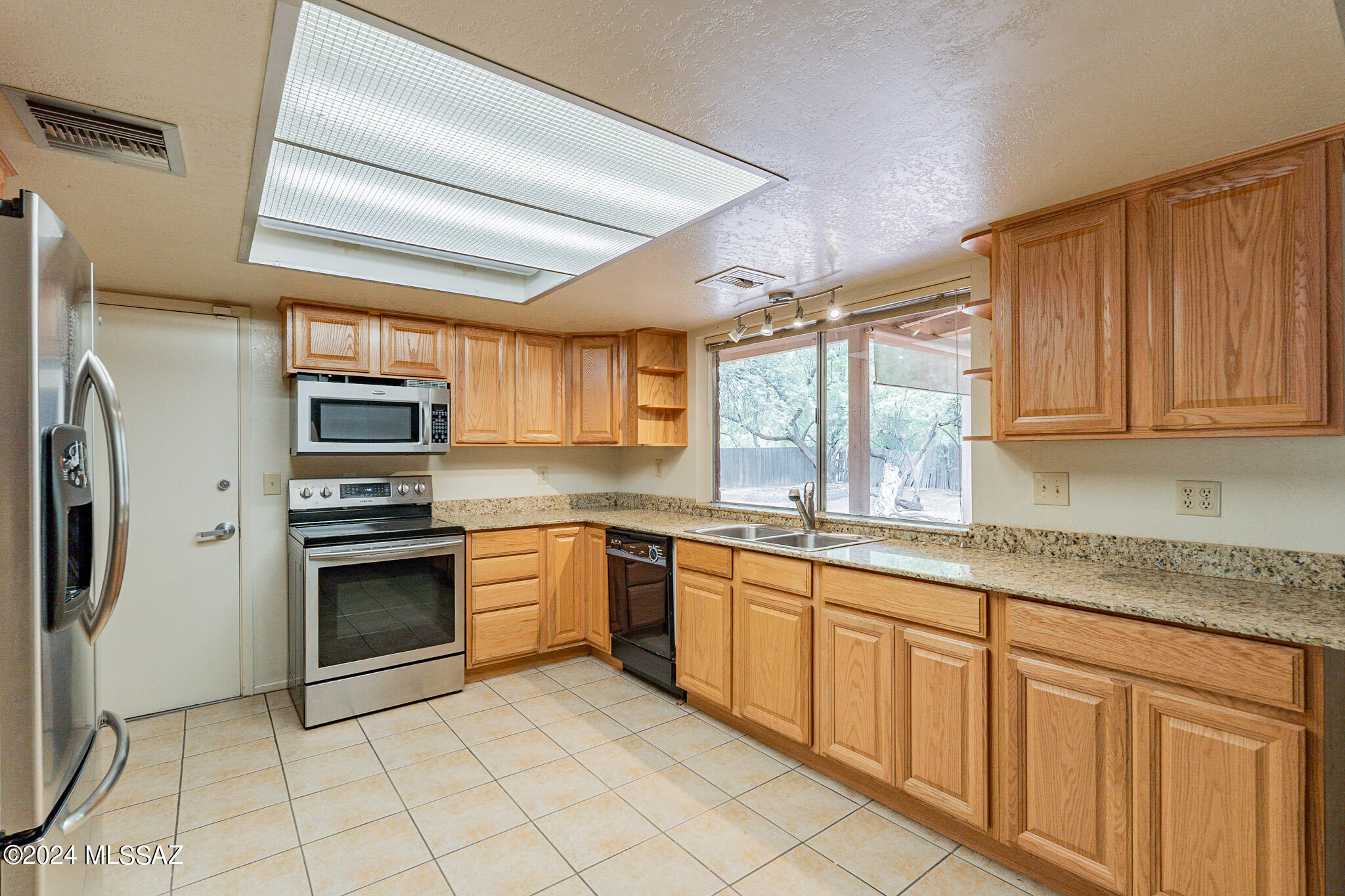 2081 North Tanque Verde Loop Road Tucson, AZ 85749 - Photo 21 of 34 Gallery Image 21