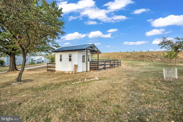 $389,900 | 623 Bloserville Road, Newville, PA 17241