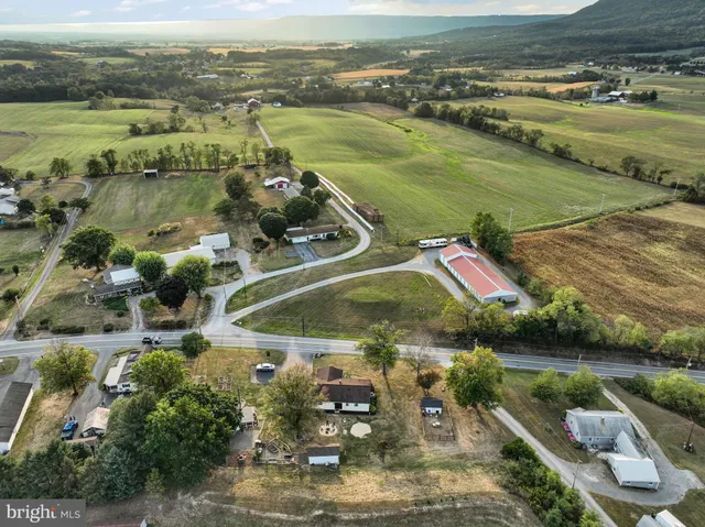 $389,900 | 623 Bloserville Road, Newville, PA 17241