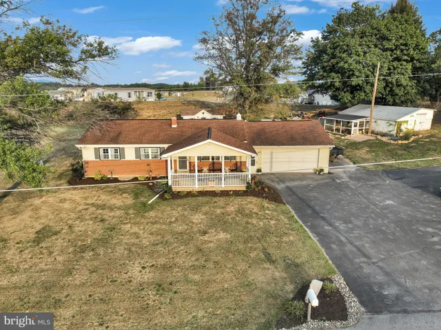 $389,900 | 623 Bloserville Road, Newville, PA 17241